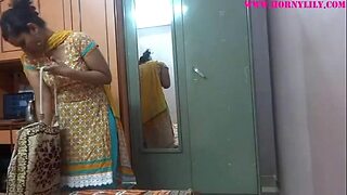 Indian Mediocre Honies Lily Voluptuous leaning - XVIDEOS.COM
